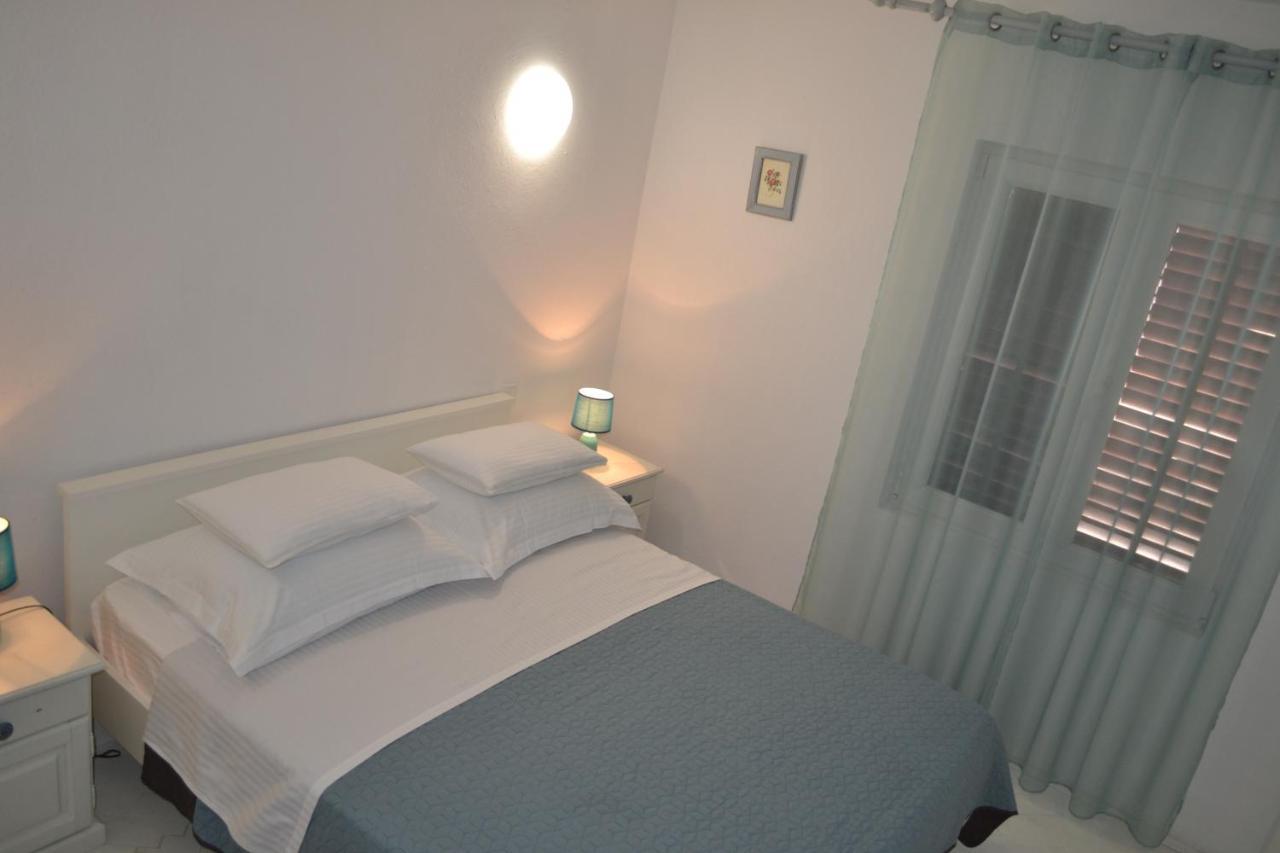 Corto Maltese Apartment Brgulje Luaran gambar
